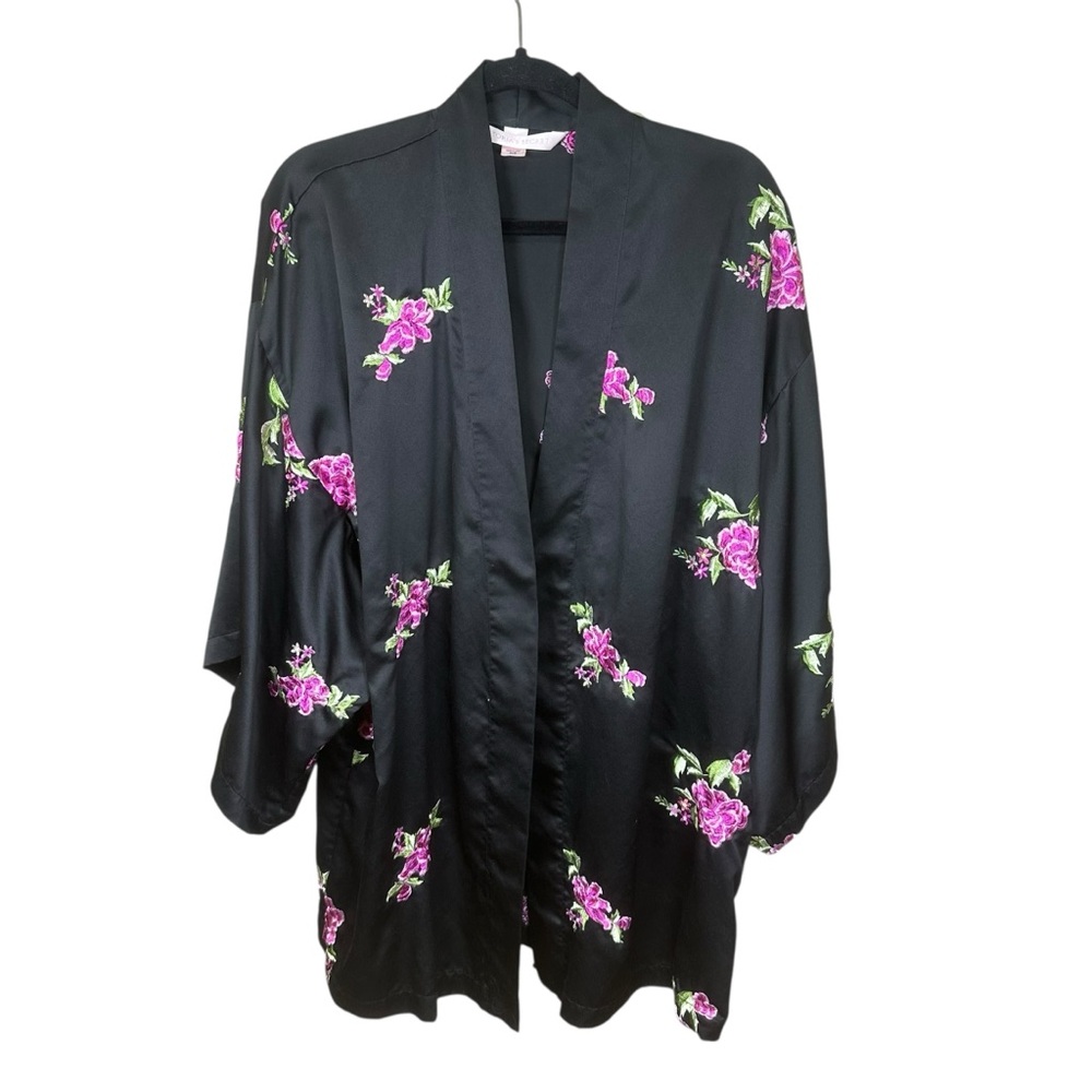 Victoria’s Secret Floral Embroidered Kimono Robe Boho Black‎ One Size Whimsical